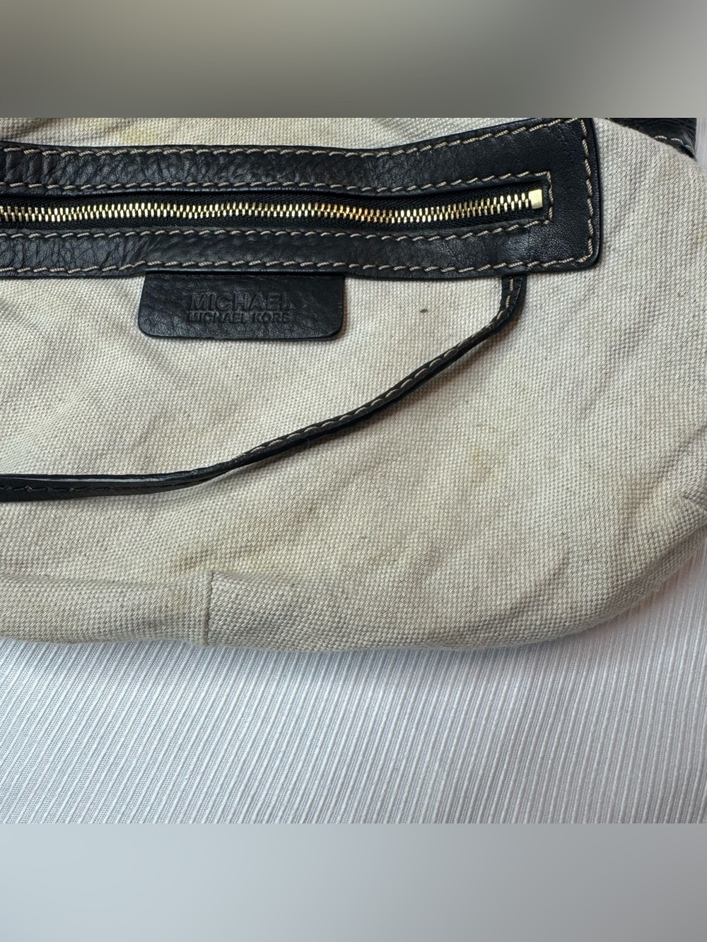 Michael Kors Leather Buckle Hobo Shoulder Bag Handbag - Picture 5 of 8